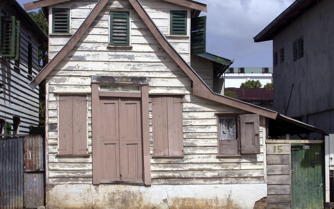 Suriname, 2002
